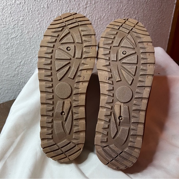 MattiseZen  Suede look Slip-On Shoes with Red Trim - Picture 4 of 4